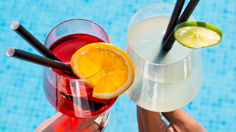 Summer mocktails by the pool 