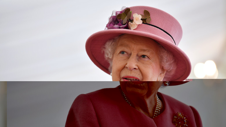 Queen Elizabeth II posing 