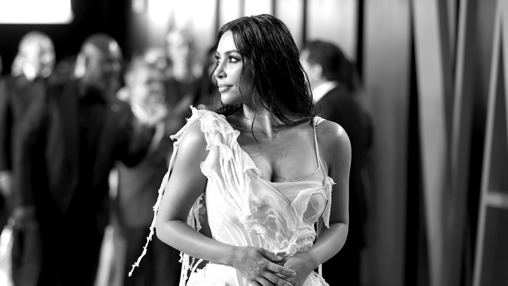 Kim Kardashian at the 2019 Vanity Fair Oscar party, black and white