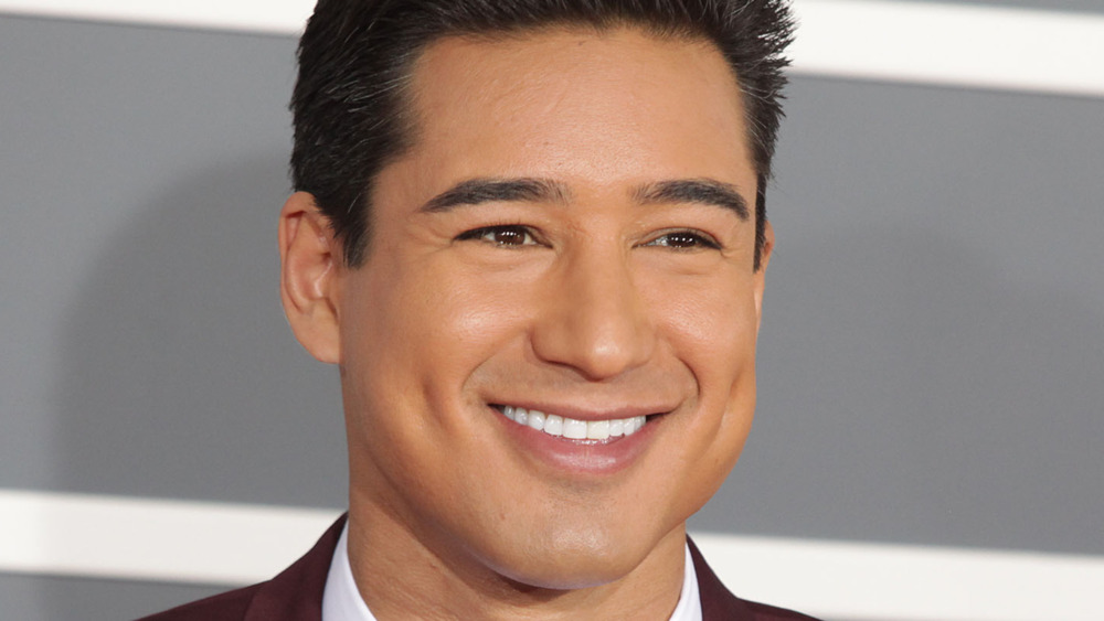 Mario Lopez on the red carpet