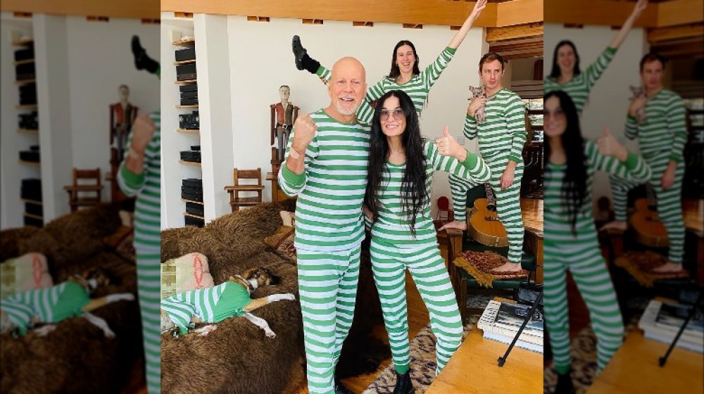 Bruce Willis, Demi Moore, and family