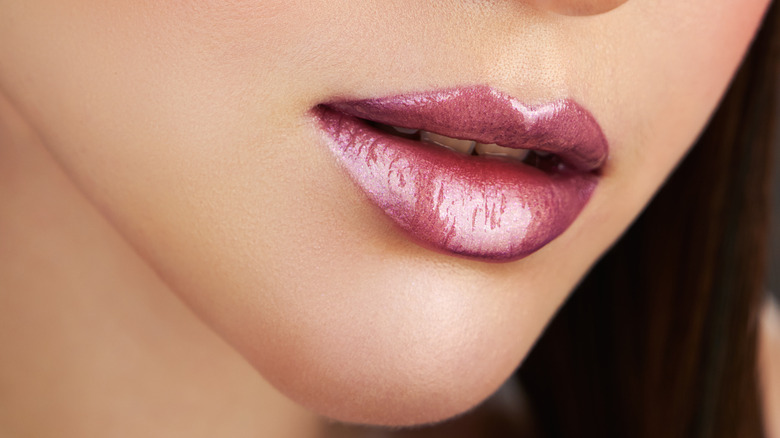 shimmery lips