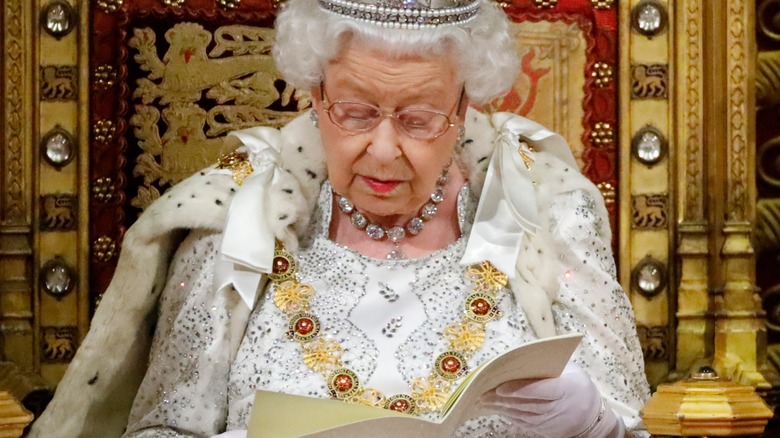 Queen Elizabeth reading