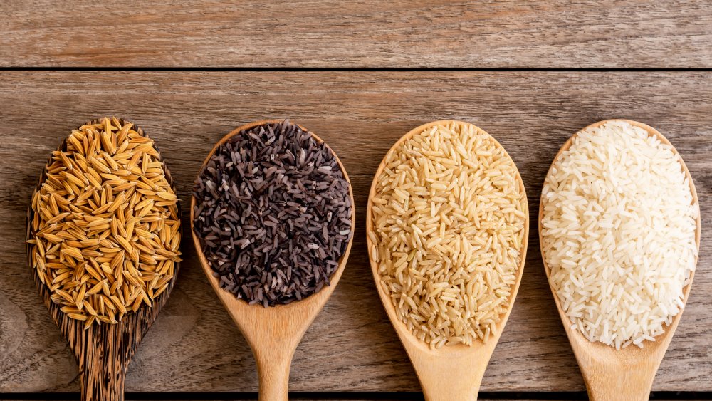 Types of rice available: red, brown, and white